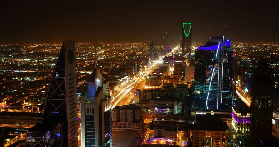 Local Flavors and Culture: Exploring Neighborhoods Near Exit 12, Riyadh